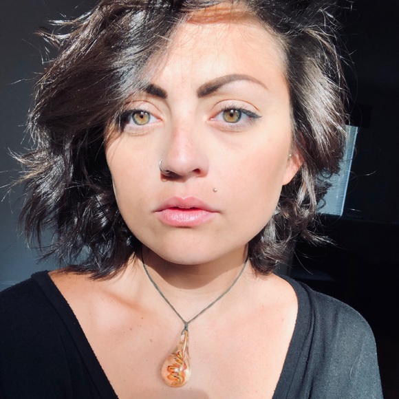 Meet your Posher, Logan - Picture 1 of 1